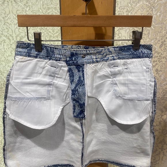 Ladies Vintage Parasuco Snakeskin print Skirt Sz 8 (29) - Picture 8 of 8